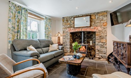 4 Bed in Bude 9