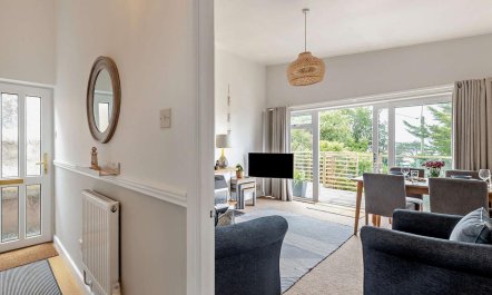 2 Bed in Aberdovey 2