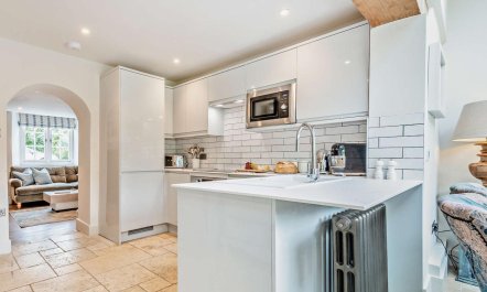 2 Bed in Cheltenham 4
