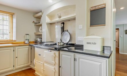 3 Bed in Beaminster 4