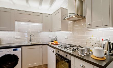 2 Bed in Aberdovey 7