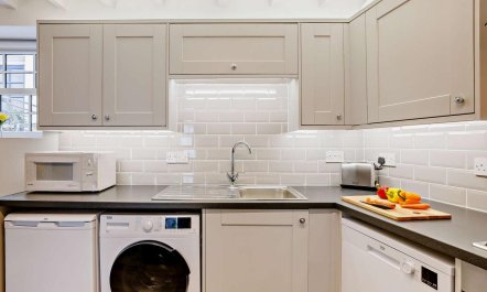 2 Bed in Aberdovey 8