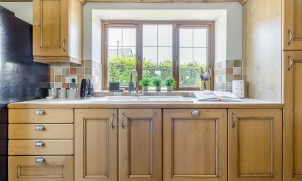 3 Bed in Brecon 8