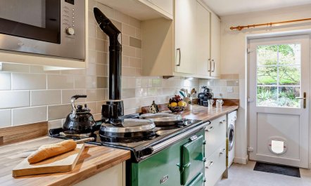2 Bed in South Petherton 7