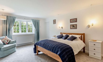 2 Bed in South Petherton 8