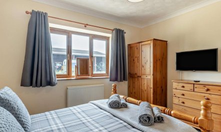 2 Bed in Horningtoft 7