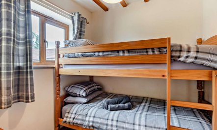 2 Bed in Horningtoft 7