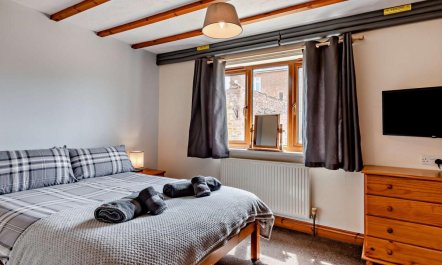 2 Bed in Horningtoft 8