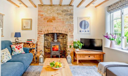 1 Bed in Cirencester 4