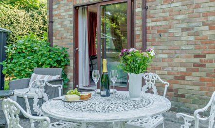 1 Bed in Lymington 6