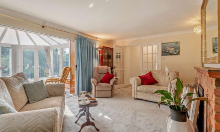 1 Bed in Lymington 3