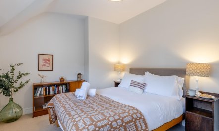 3 Bed in Aberdovey 2