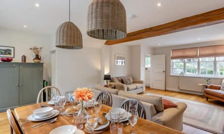 3 Bed in Aberdovey 3