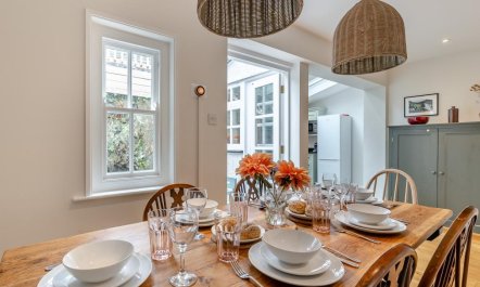 3 Bed in Aberdovey 5