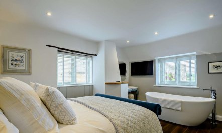 2 Bed in Cheltenham 8