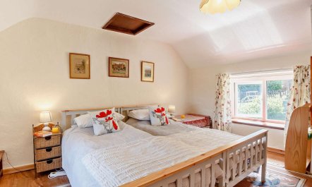 1 Bed in Penmaenmawr 8