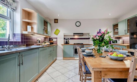 3 Bed in Carmarthen 6