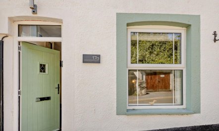 3 Bed in Aberdovey 1