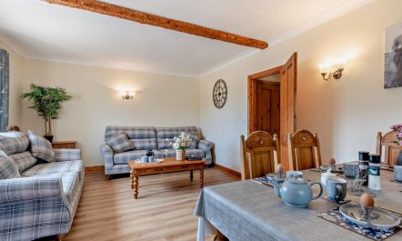 3 Bed in Horningtoft 3