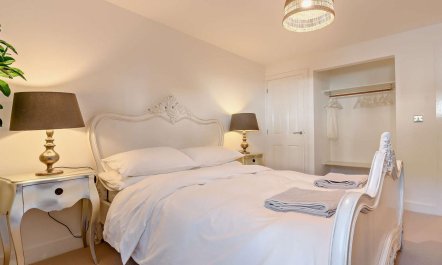 1 Bed in Cirencester 8