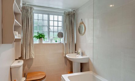 3 Bed in Shaftesbury 8