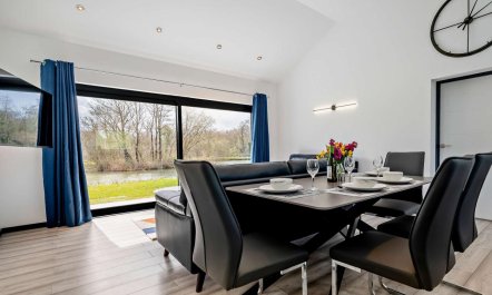 2 Bed in Holsworthy 6