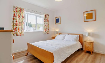 2 Bed in Aberystwyth 7