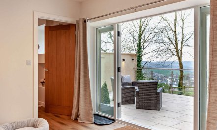 1 Bed in Wotton-under-edge 2