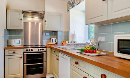 3 Bed in Dorchester 5