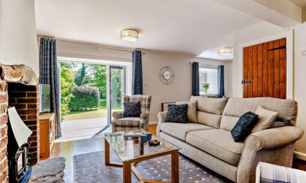 3 Bed in Dorchester 2