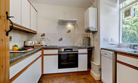 3 Bed in Dorchester 5