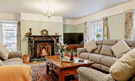 4 Bed in Tavistock 2