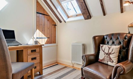 2 Bed in Dorchester 1