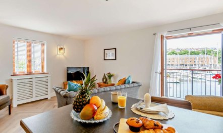 1 Bed in Milford Haven