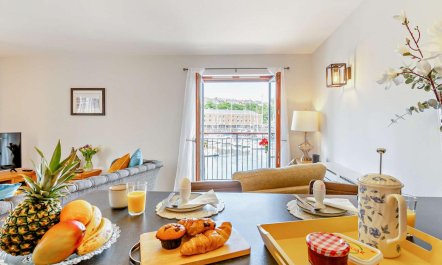 1 Bed in Milford Haven 5