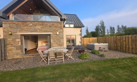 2 Bed in Aberlemno 0