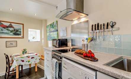 1 Bed in Haverfordwest 7