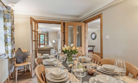 4 Bed in Holywell 9