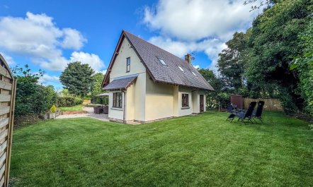 4 Bed in Holywell 6