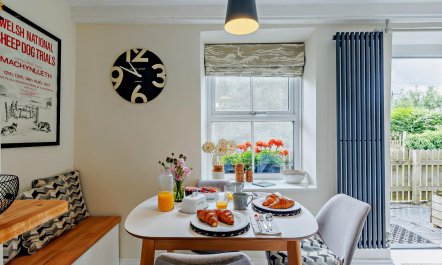 1 Bed in Machynlleth 8