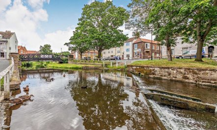 2 Bed in Middlesbrough 1