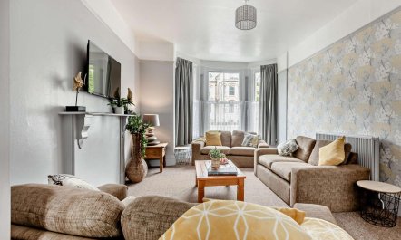 4 Bed in Ilfracombe 1