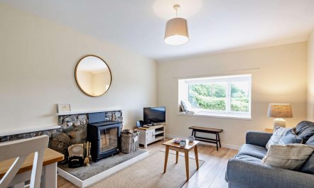 1 Bed in Tighnabruaich 1