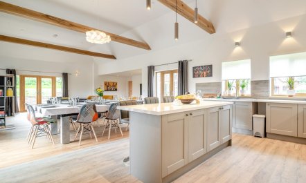 5 Bed in Builth Wells 2