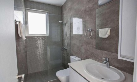 White Fig Bay 8