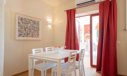 Saffron & Rosemary 9