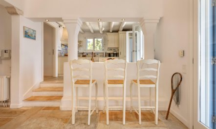 Blue Moon of Apollo 3