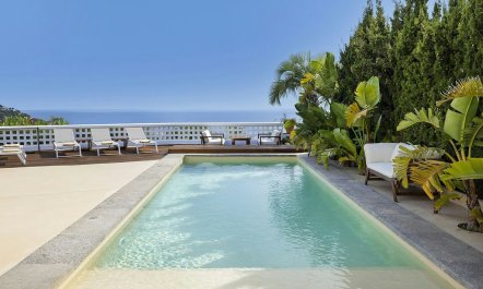 Sea House 3