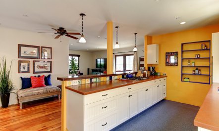 West Beach Arthouse 7