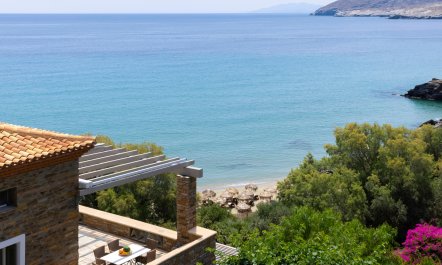 Corinthian Hideaway 0